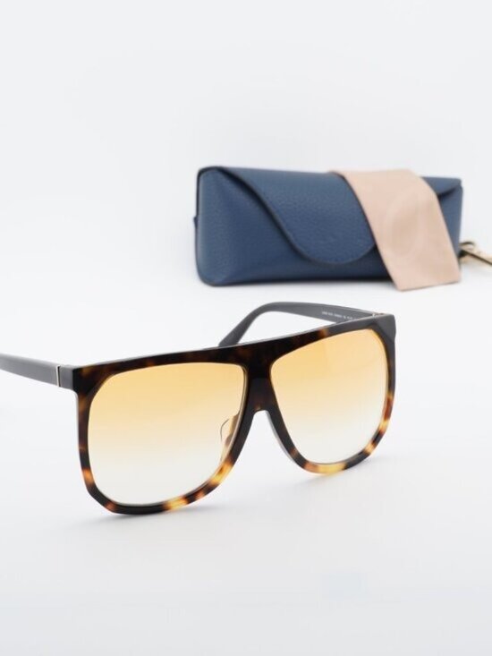 Loewe LW40001F 56E Square Sunglasses - Havana/Brown Gradient main image 4
